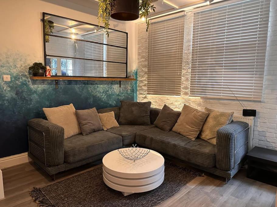 Quirky Town Centre Hideaway Villa Leamington Spa Exterior foto